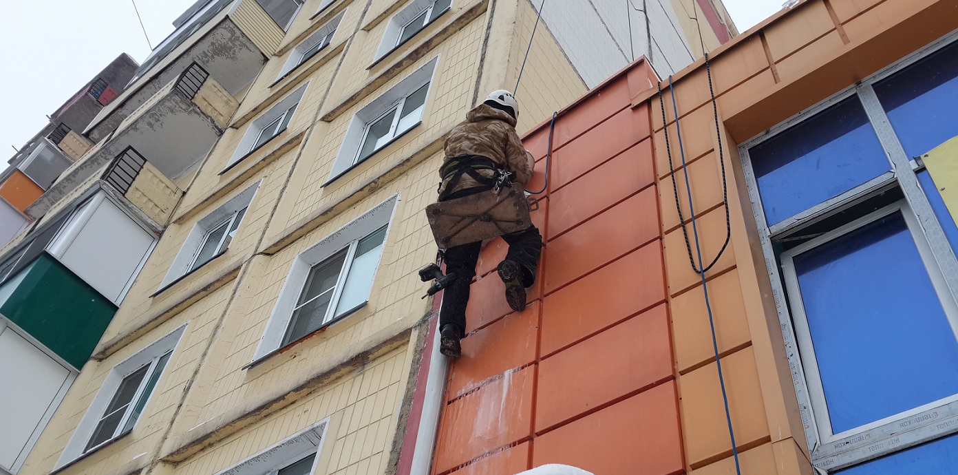 Услуги промышленных альпинистов для высотных работ в Калмыкии