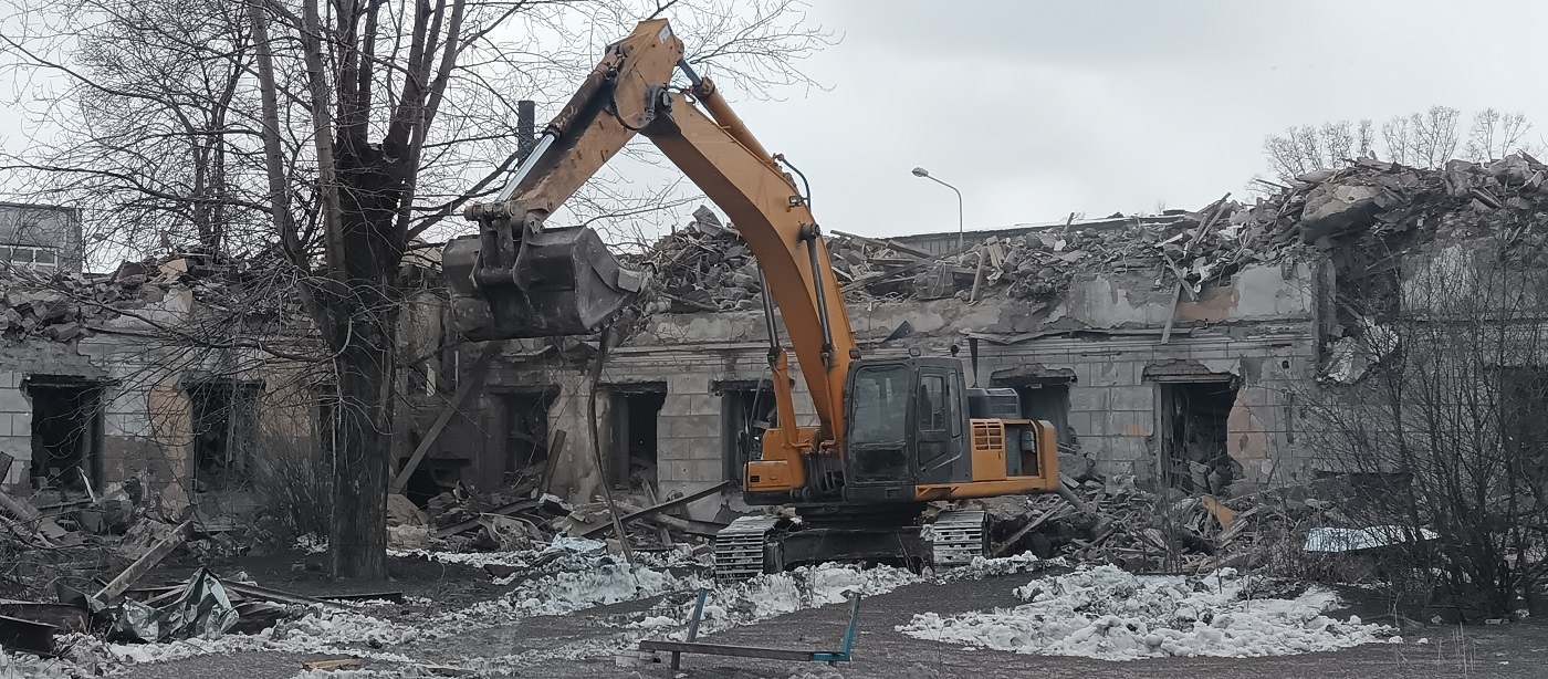 Демонтажные работы, услуги спецтехники в Калмыкии